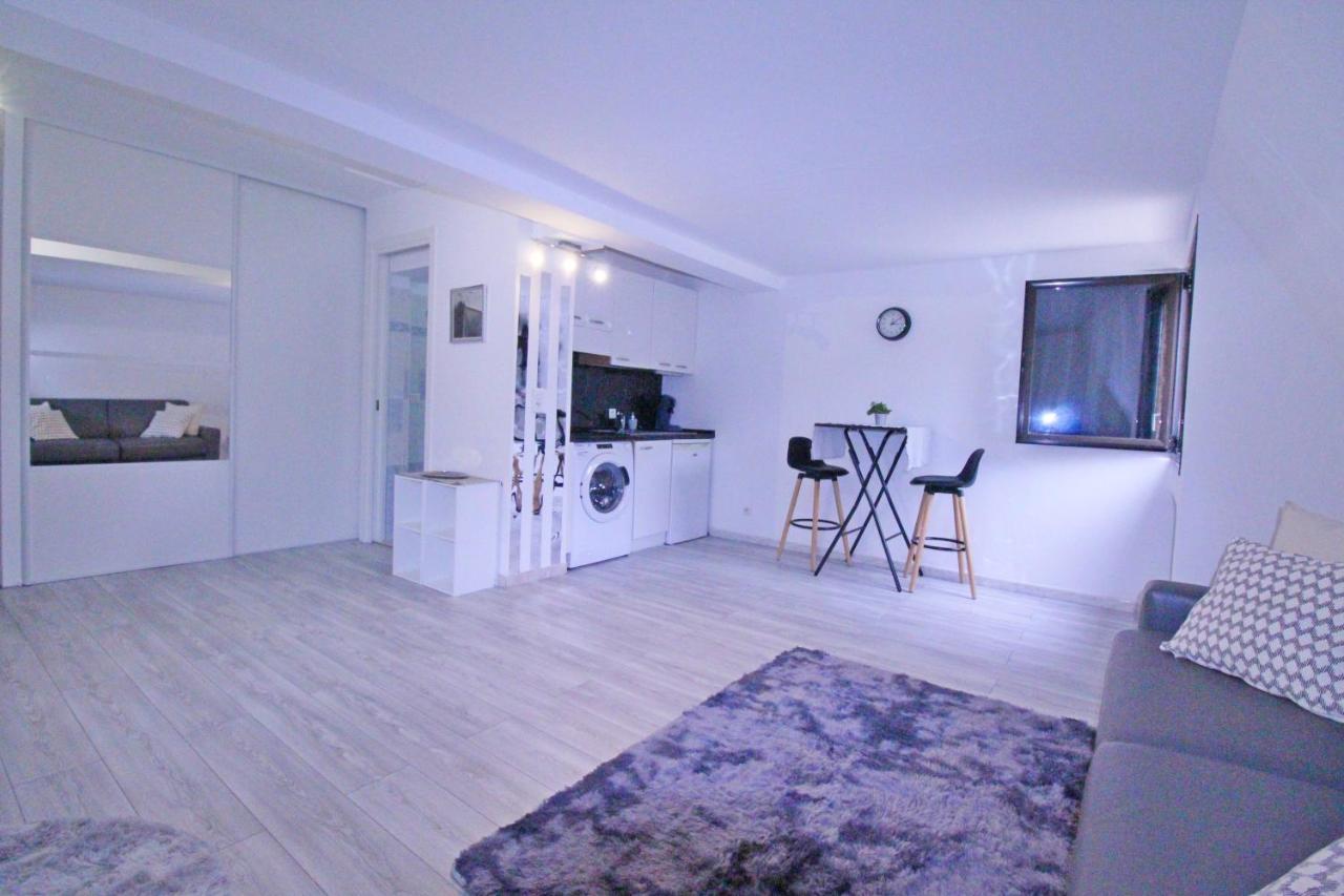 Large Studio Close To Monaco, Bnb Ric' Keys Beausoleil Exteriör bild